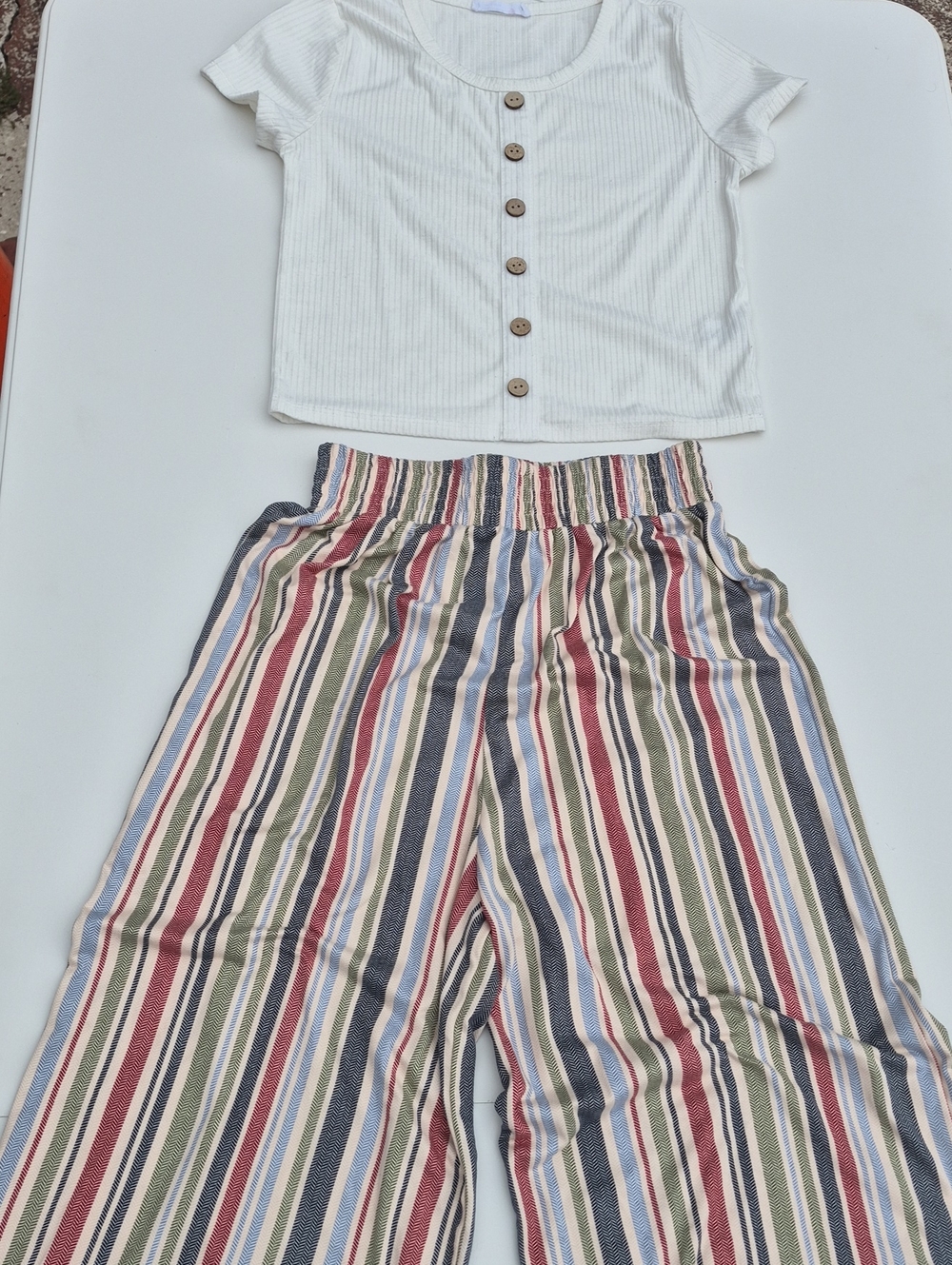 Beautees Striped Wide-Leg Joggers in Red, Blue, Green, Cream Girls Size 10